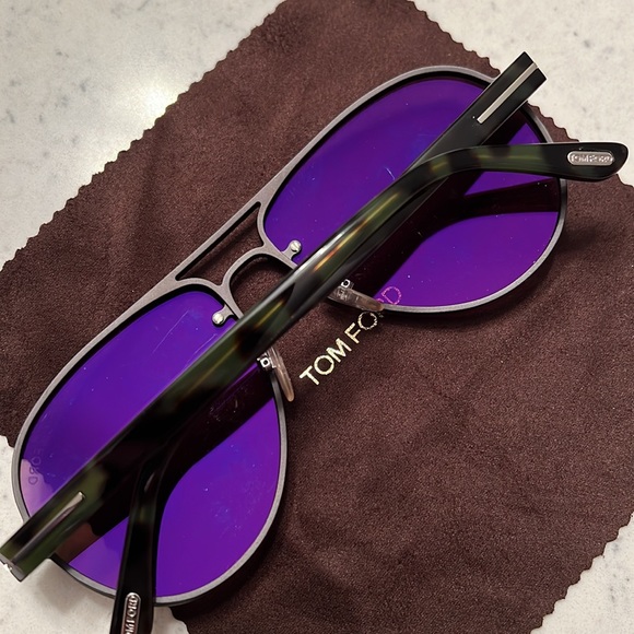 TOM FORD unisex sunglasses - Picture 6 of 6
